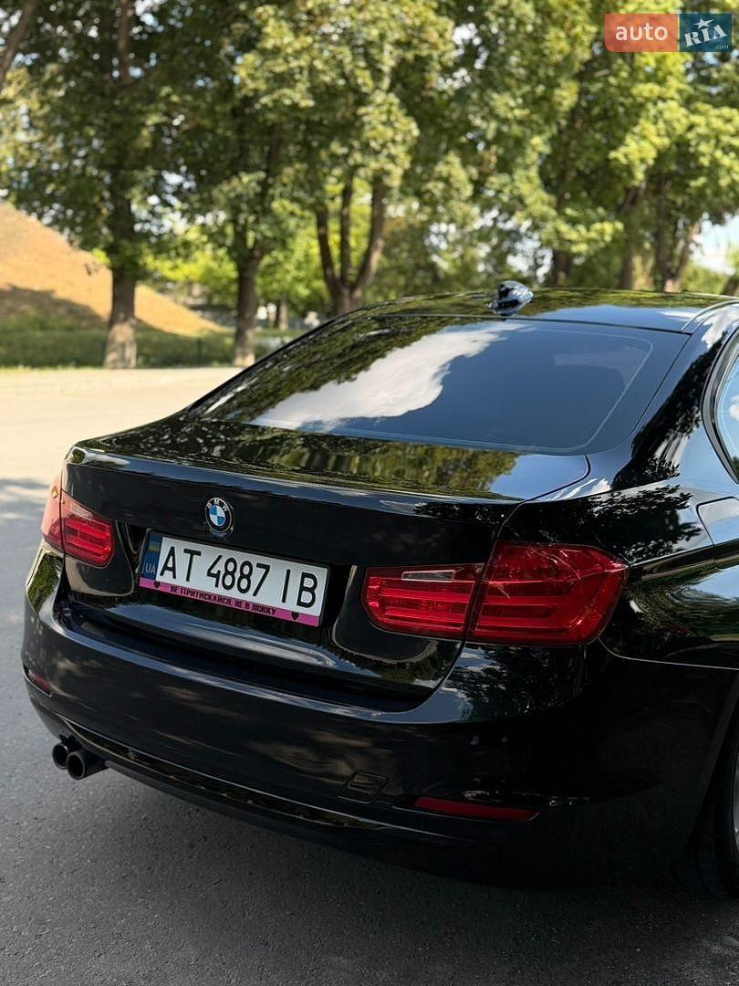 BMW 3 Series 2015 VIN WBA3A5G5XFNS84920 фото оголошення 11 з 24