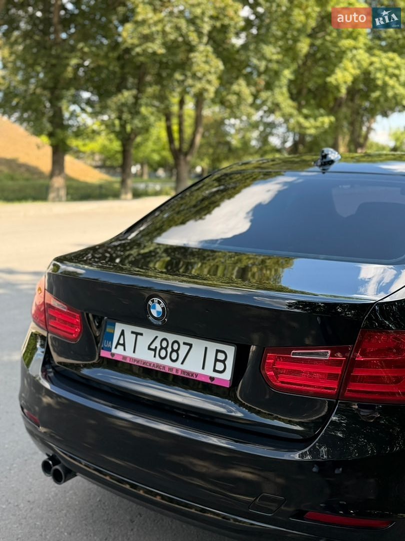 BMW 3 Series 2015 VIN WBA3A5G5XFNS84920 фото оголошення 10 з 24