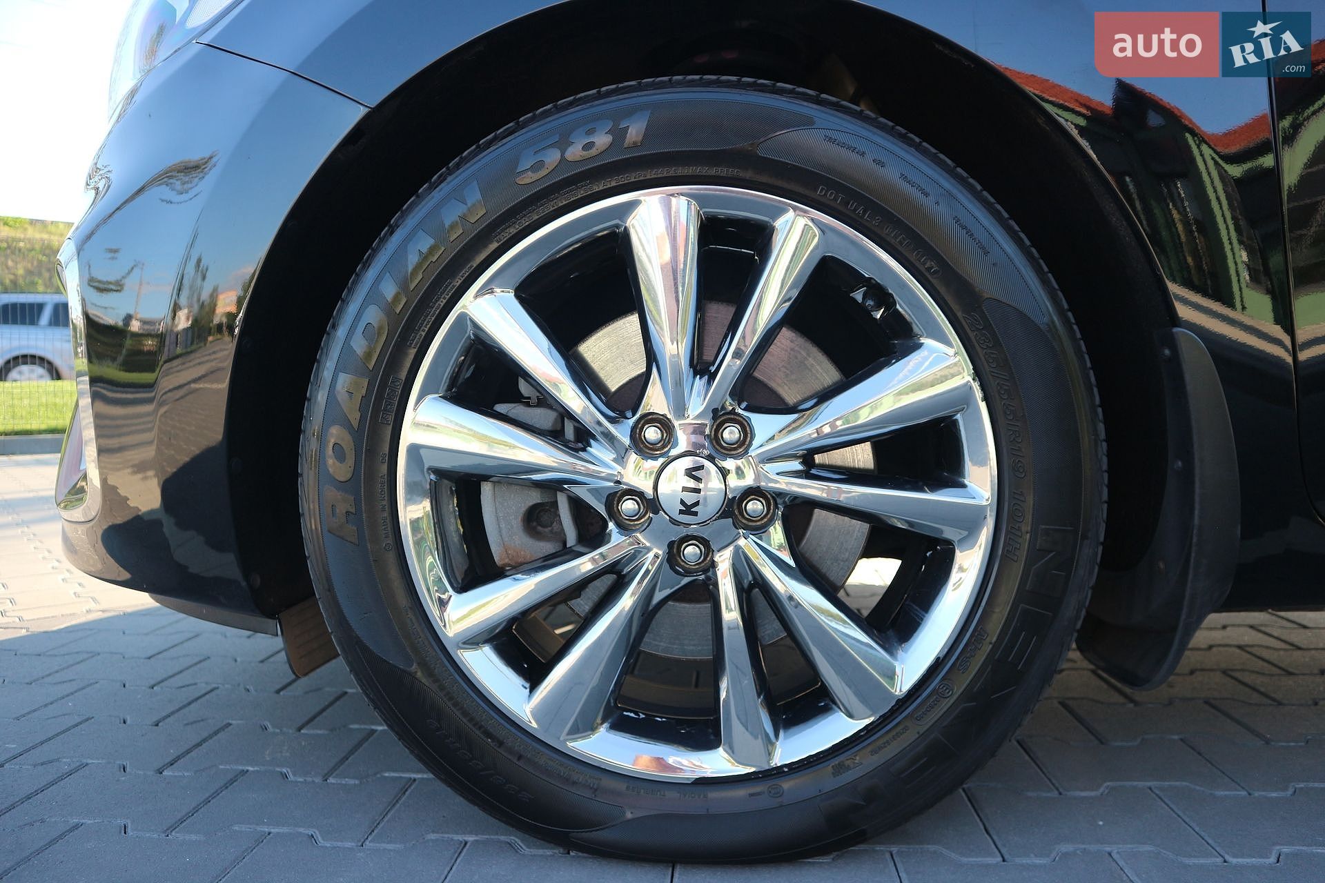 Kia Carnival 2019 VIN KNAMC81ABLS619686 фото оголошення 14 з 48