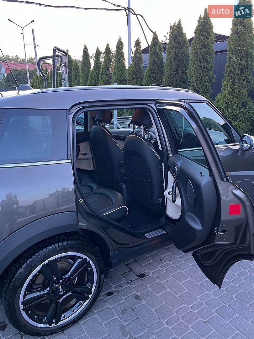 MINI Countryman 2012 VIN WMWZD710X0WM47979 фото оголошення 2 з 11
