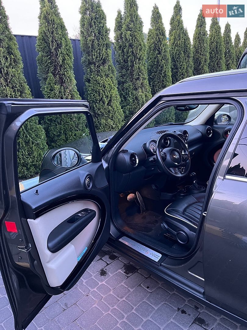 MINI Countryman 2012 VIN WMWZD710X0WM47979 фото оголошення 4 з 11