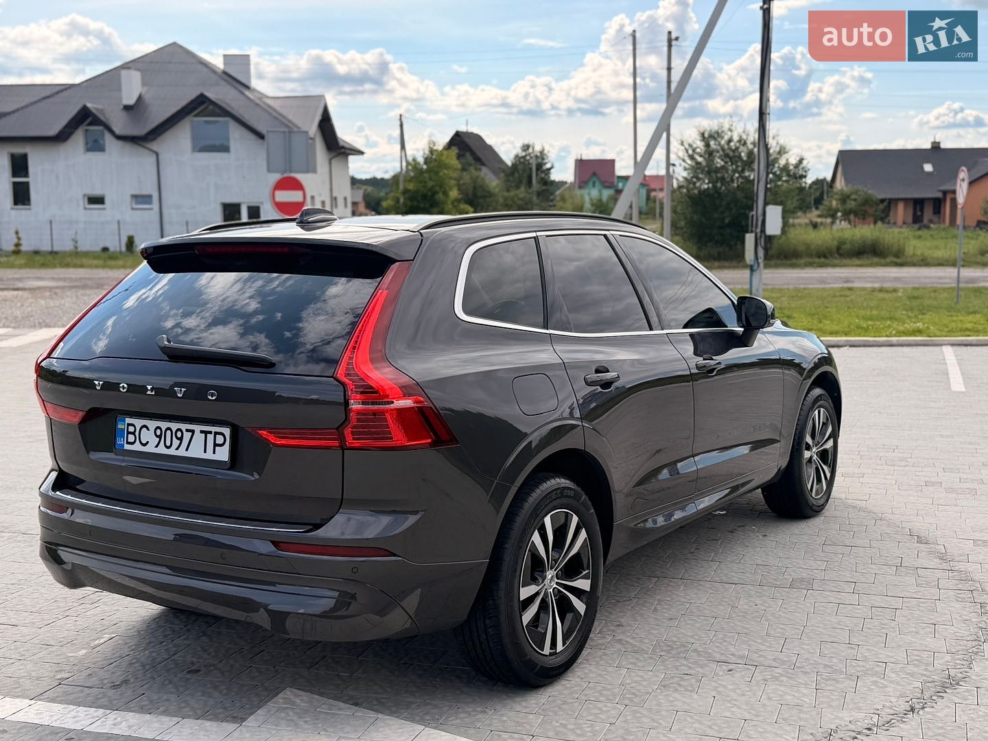 Volvo XC60 2021 VIN YV1UZK5VDN1901207 фото оголошення 14 з 27
