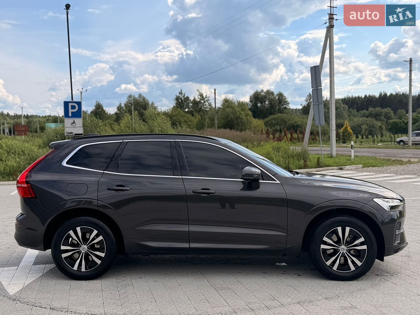 Volvo XC60 2021 VIN YV1UZK5VDN1901207 фото оголошення 11 з 27