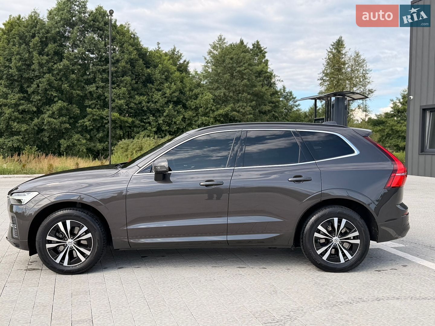 Volvo XC60 2021 VIN YV1UZK5VDN1901207 фото оголошення 10 з 27