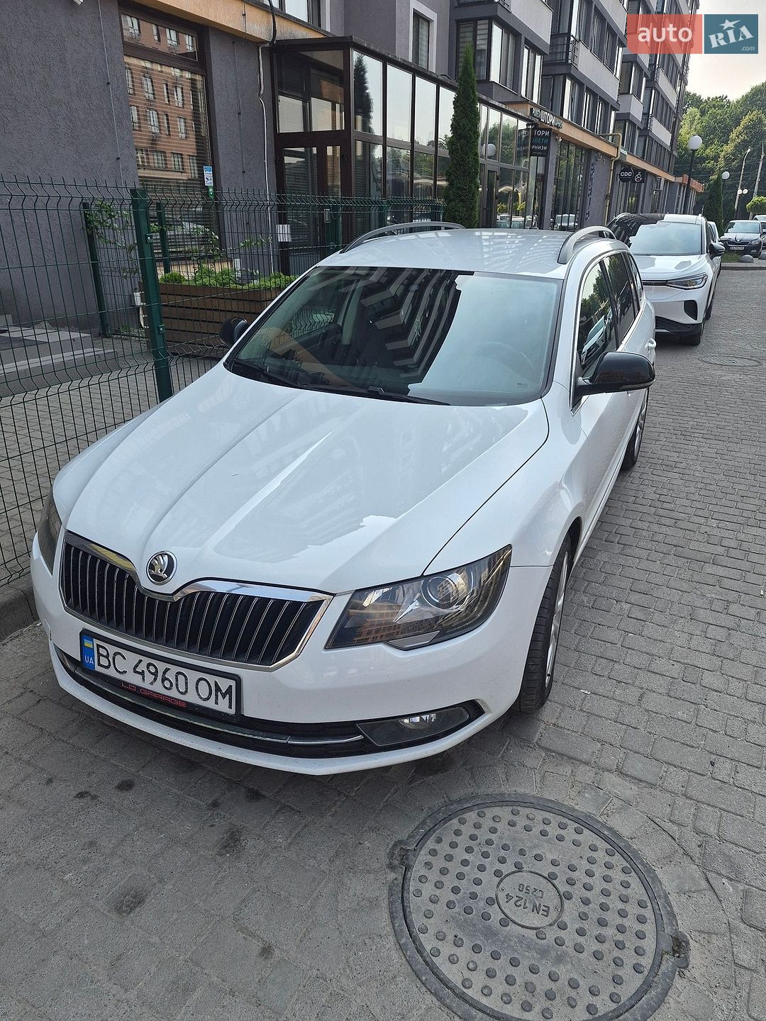 Skoda Superb 2015 VIN TMBJF73T2F9051117 фото оголошення 4 з 12