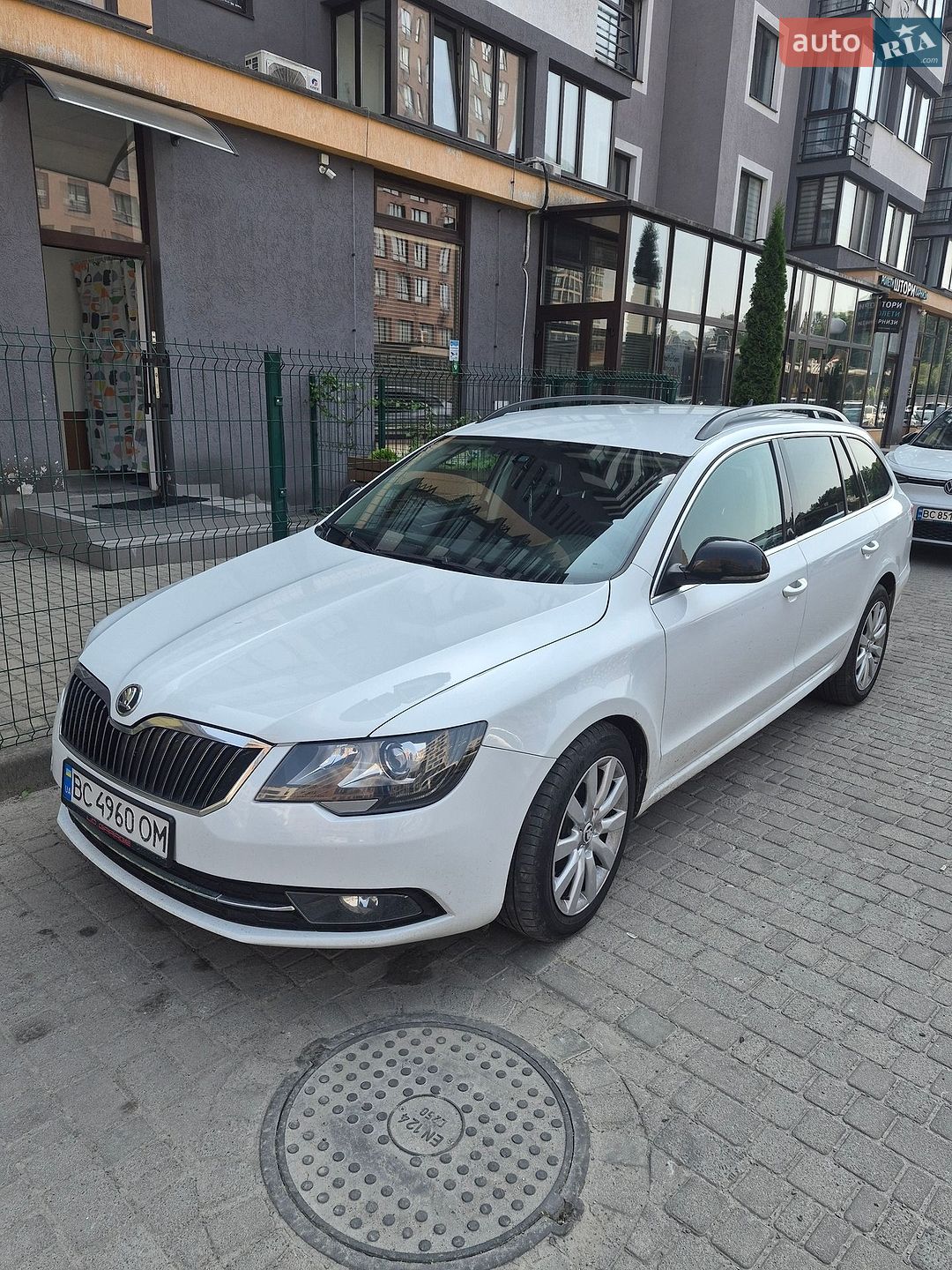 Skoda Superb 2015 VIN TMBJF73T2F9051117 фото оголошення 2 з 12
