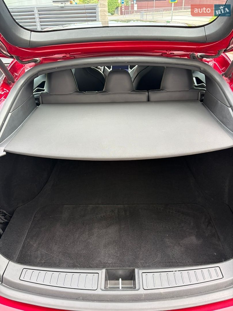 Tesla Model S 2018 VIN 5YJSA1E2XJF260074 фото оголошення 20 з 31