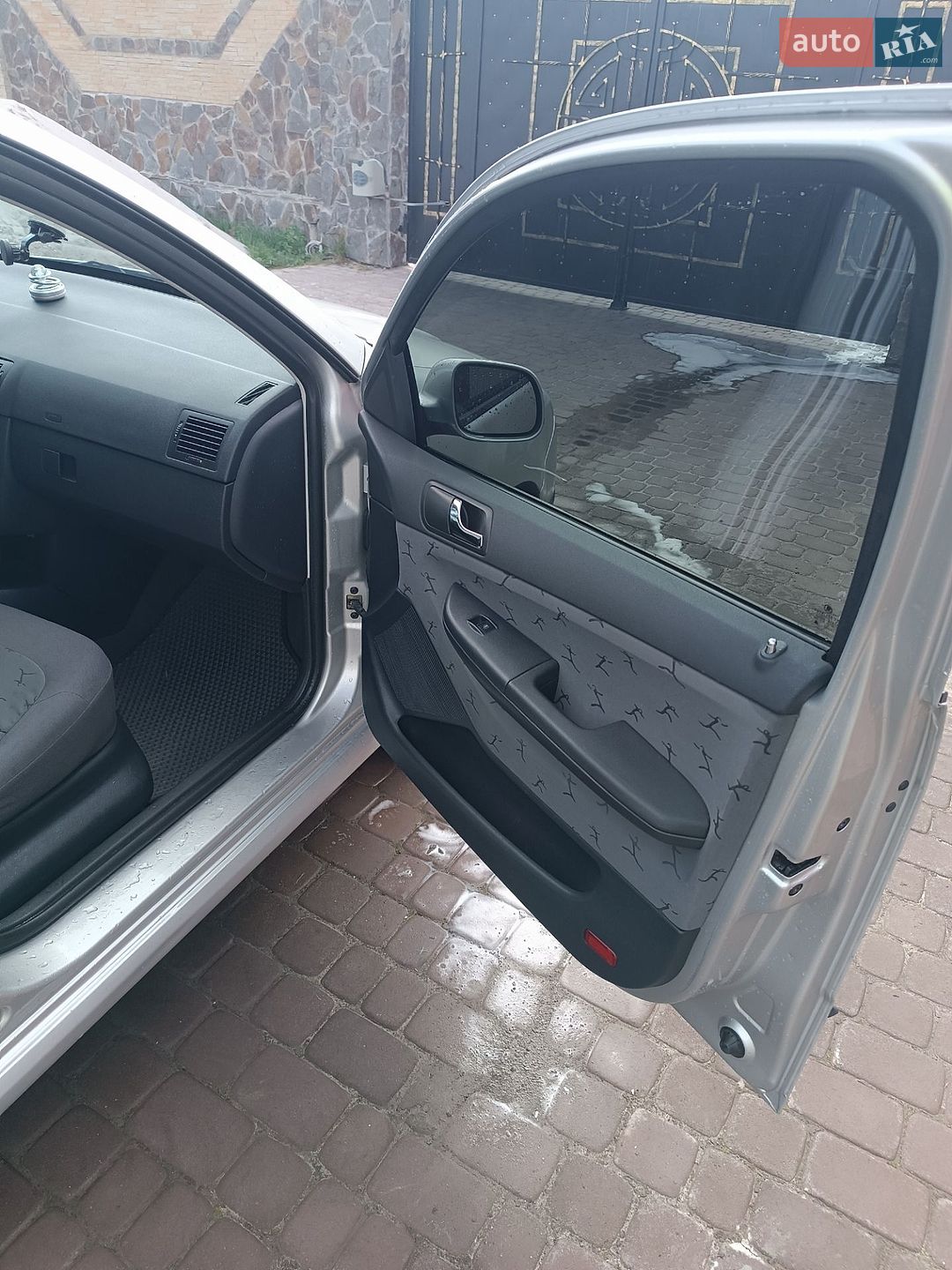 Skoda Fabia 2001 VIN TMBGD26Y713183523 фото оголошення 3 з 28
