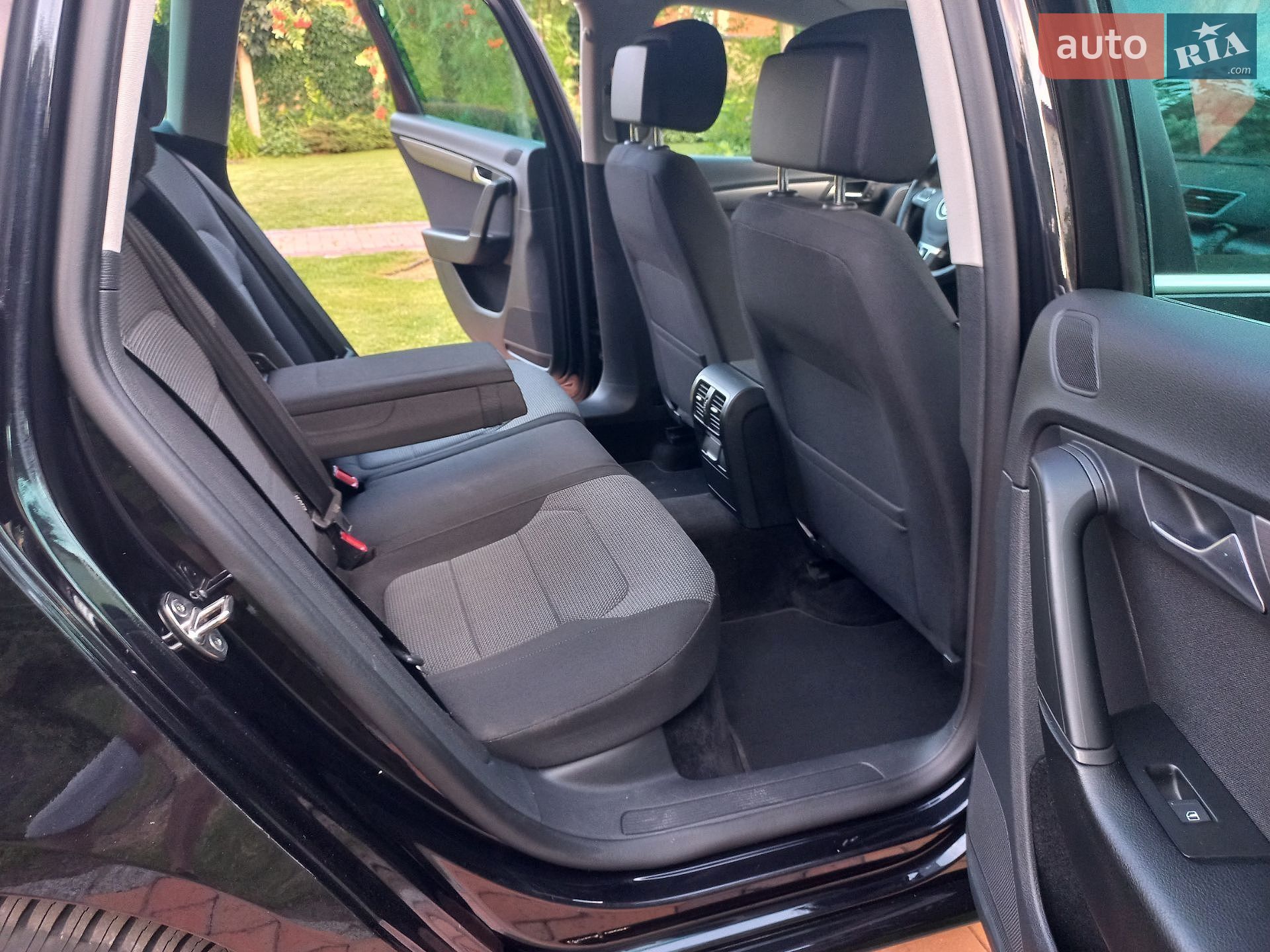Volkswagen Passat 2014 VIN WVWZZZ3CZFE028718 фото оголошення 25 з 42