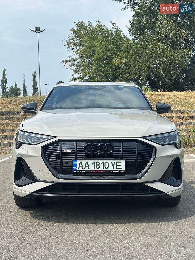 Audi e-tron 2021 VIN WA1VABGE8NB009289 фото оголошення 7 з 73
