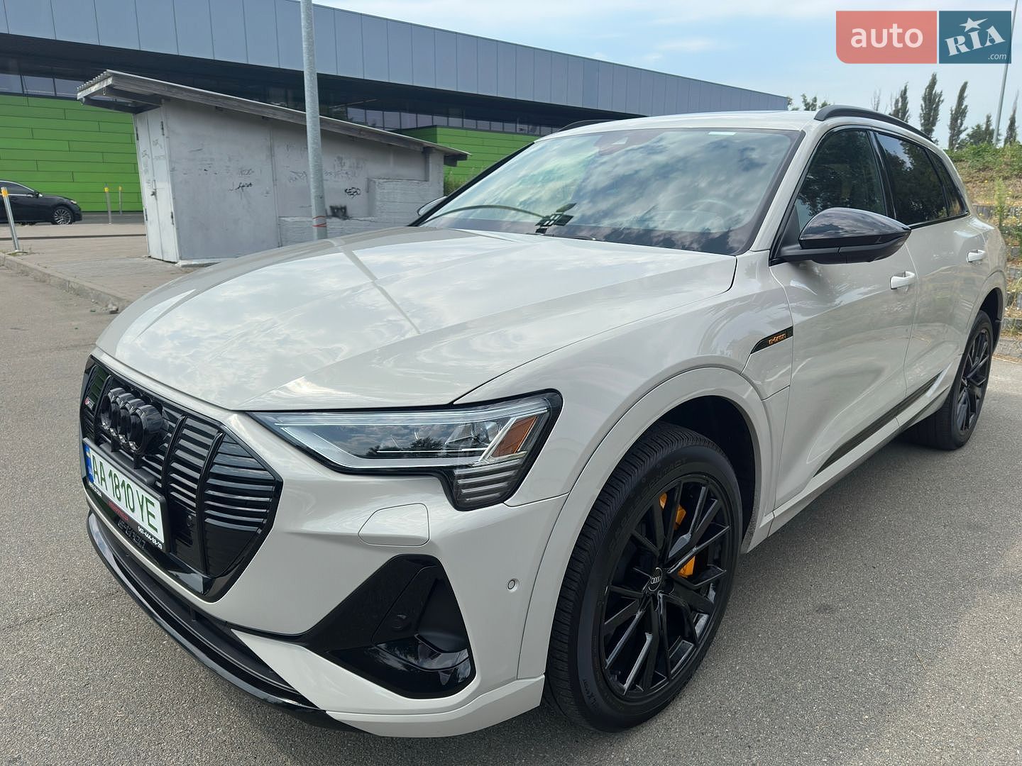 Audi e-tron 2021 VIN WA1VABGE8NB009289 фото оголошення 9 з 73