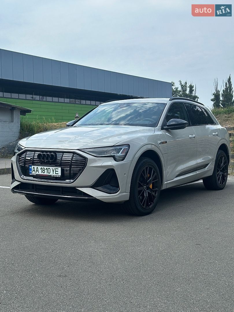 Audi e-tron 2021 VIN WA1VABGE8NB009289 фото оголошення 11 з 73