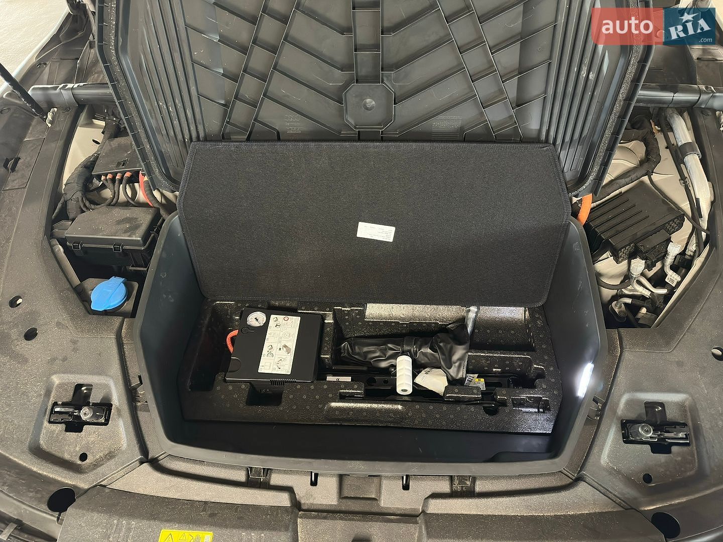 Audi e-tron 2021 VIN WA1VABGE8NB009289 фото оголошення 57 з 73