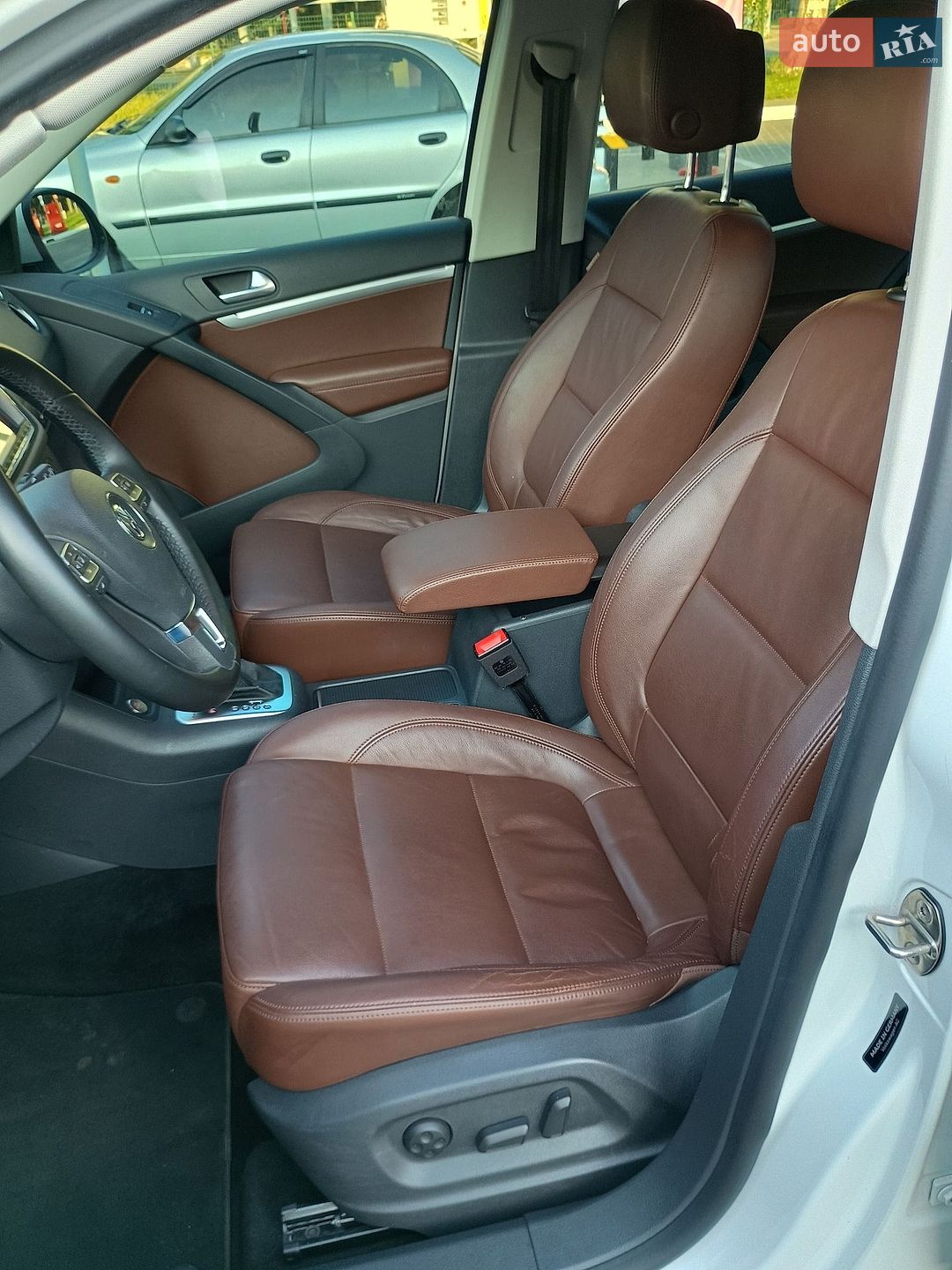 Volkswagen Tiguan 2014 VIN WVGZZZ5NZFW559512 фото оголошення 2 з 43