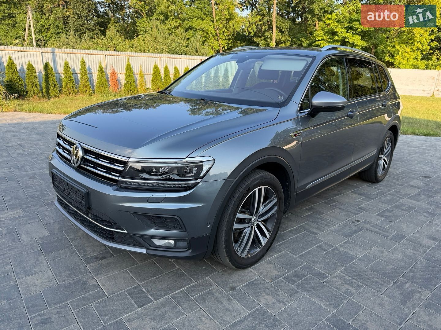 Volkswagen Tiguan Allspace 2019 VIN WVGZZZ5NZKM162060 фото оголошення 2 з 54