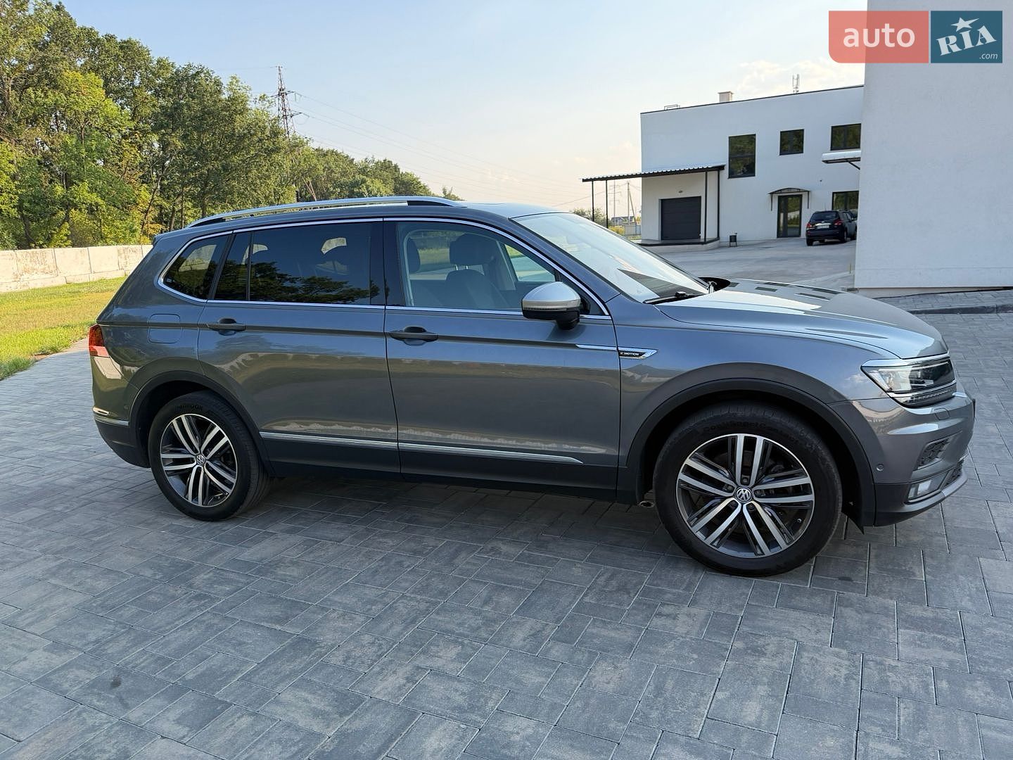 Volkswagen Tiguan Allspace 2019 VIN WVGZZZ5NZKM162060 фото оголошення 5 з 54