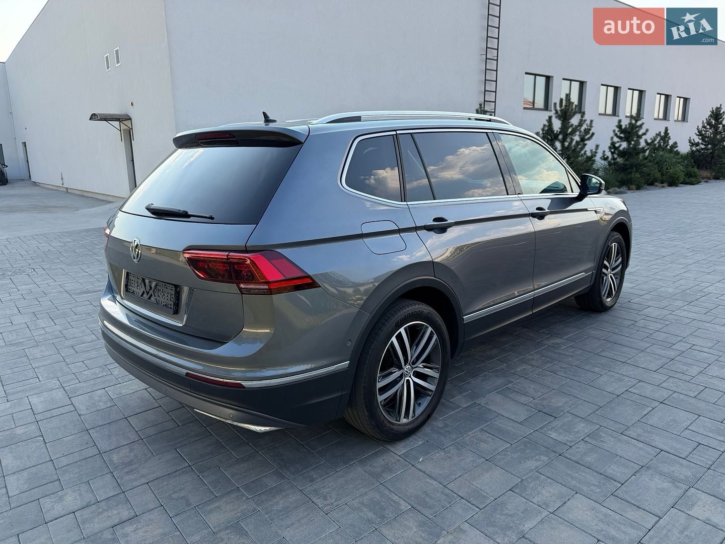 Volkswagen Tiguan Allspace 2019 VIN WVGZZZ5NZKM162060 фото оголошення 10 з 54