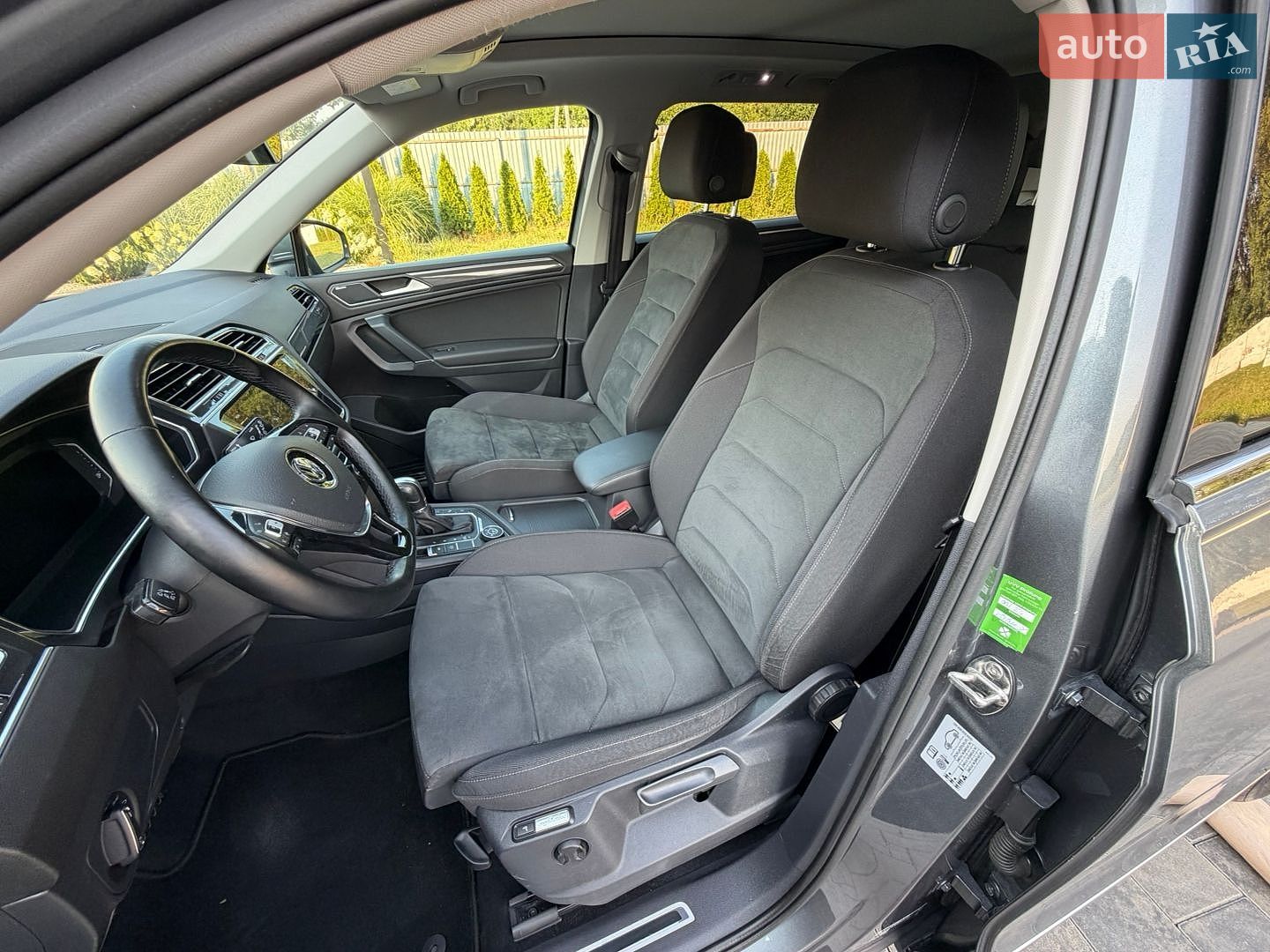 Volkswagen Tiguan Allspace 2019 VIN WVGZZZ5NZKM162060 фото оголошення 21 з 54