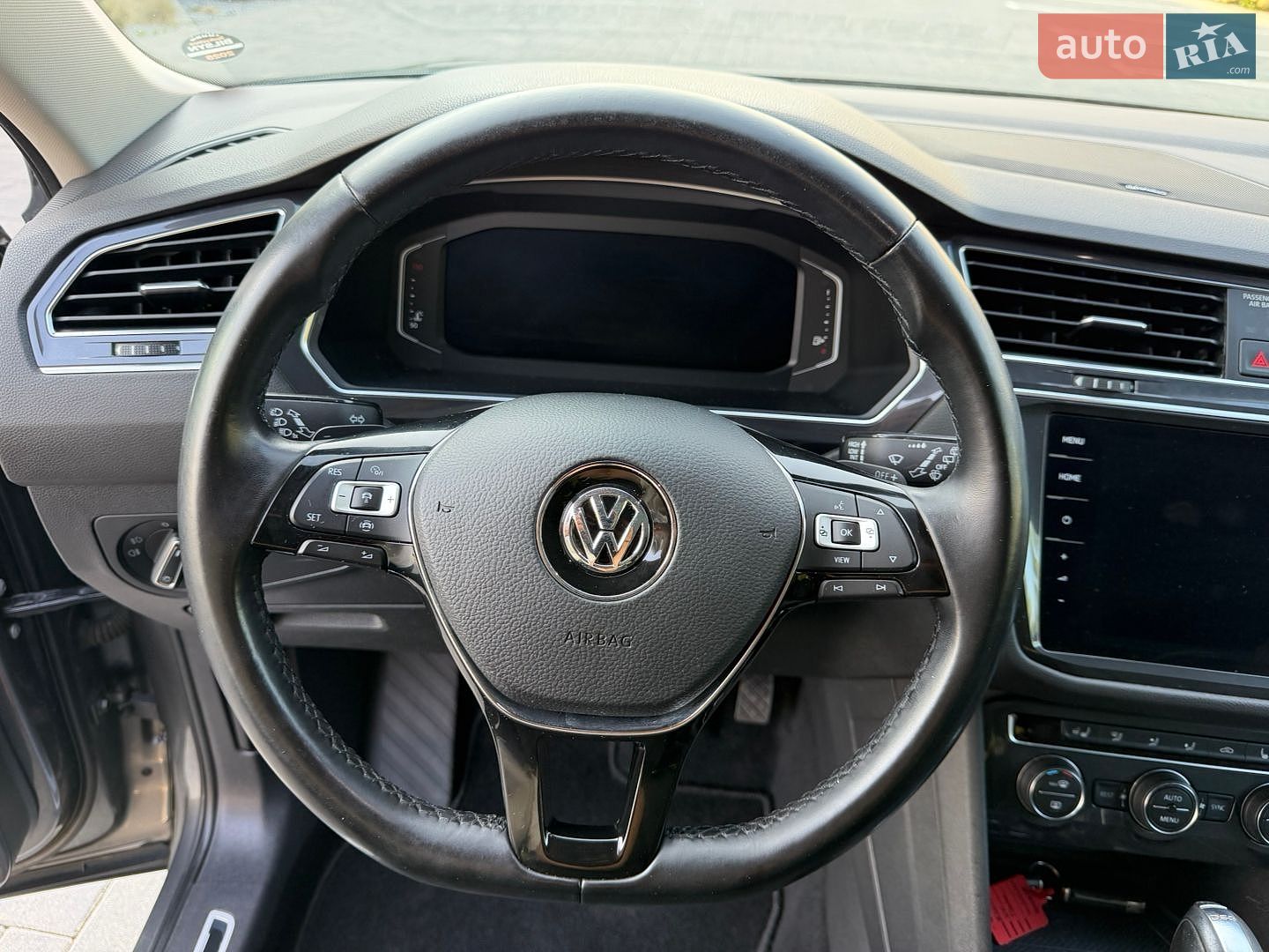 Volkswagen Tiguan Allspace 2019 VIN WVGZZZ5NZKM162060 фото оголошення 22 з 54