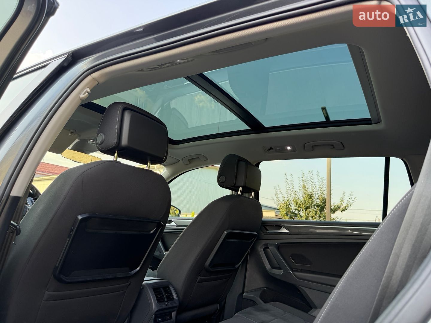 Volkswagen Tiguan Allspace 2019 VIN WVGZZZ5NZKM162060 фото оголошення 29 з 54