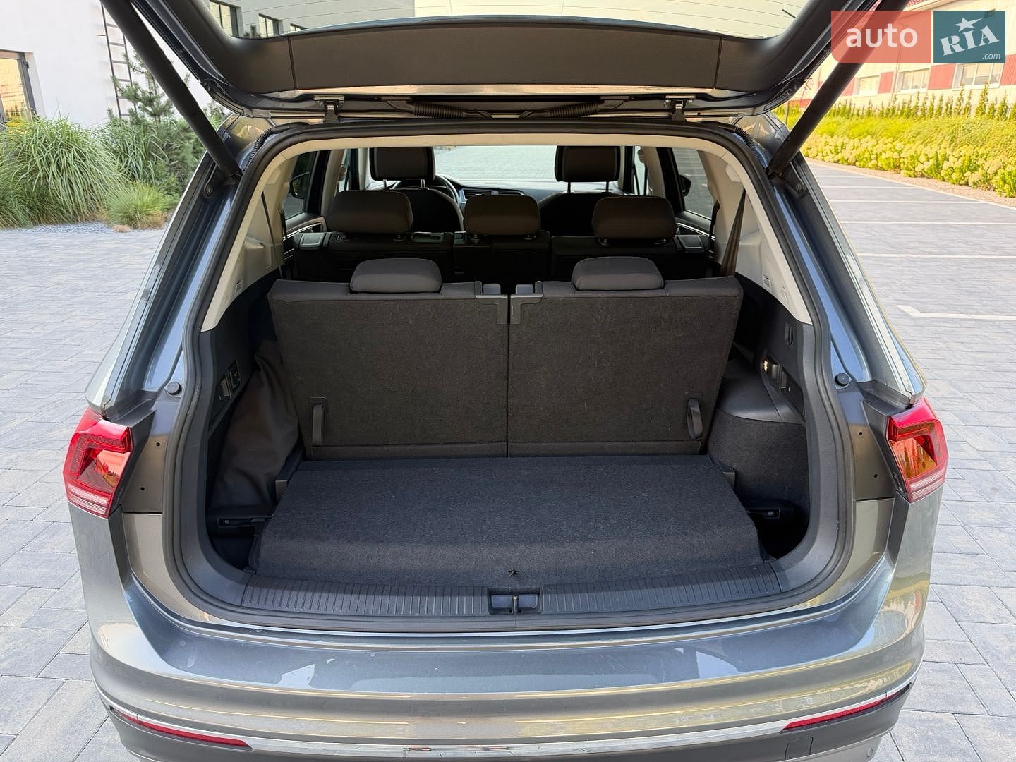 Volkswagen Tiguan Allspace 2019 VIN WVGZZZ5NZKM162060 фото оголошення 33 з 54