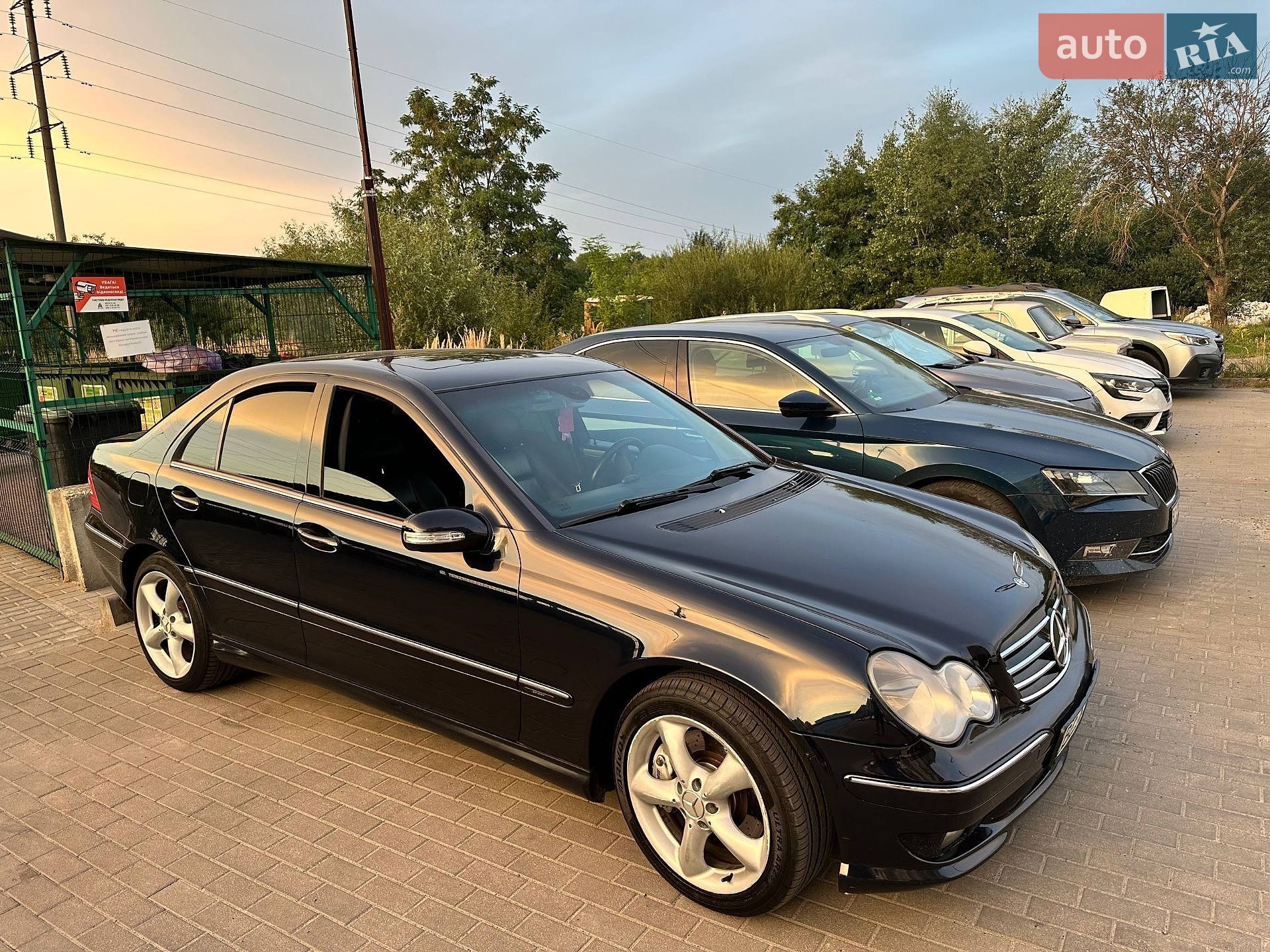 Mercedes-Benz C-Class 2005 VIN WDBRF40J25F685630 фото оголошення 7 з 31