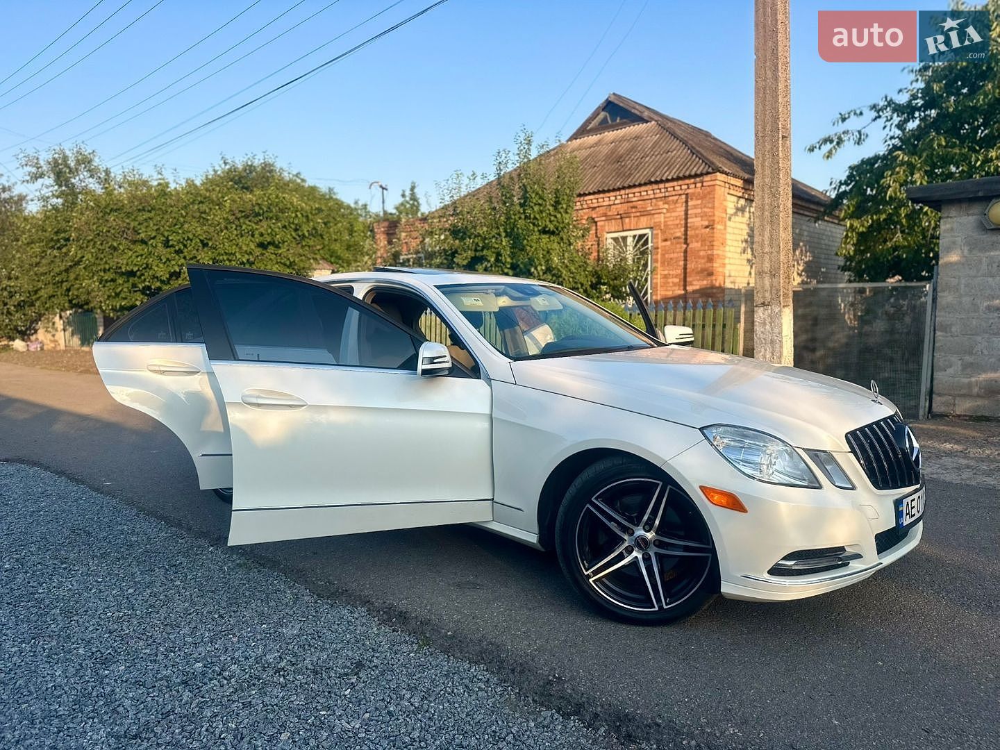 Mercedes-Benz E-Class 2012 VIN WDDHF2EB5DA704191 фото оголошення 7 з 34