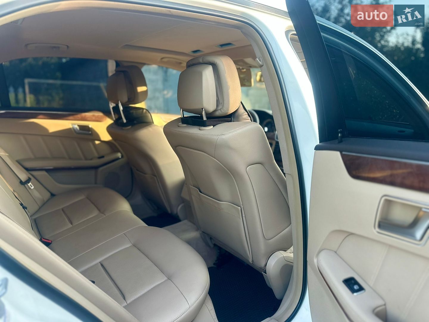 Mercedes-Benz E-Class 2012 VIN WDDHF2EB5DA704191 фото оголошення 20 з 34