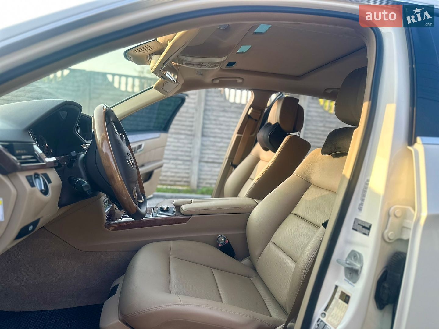 Mercedes-Benz E-Class 2012 VIN WDDHF2EB5DA704191 фото оголошення 22 з 34