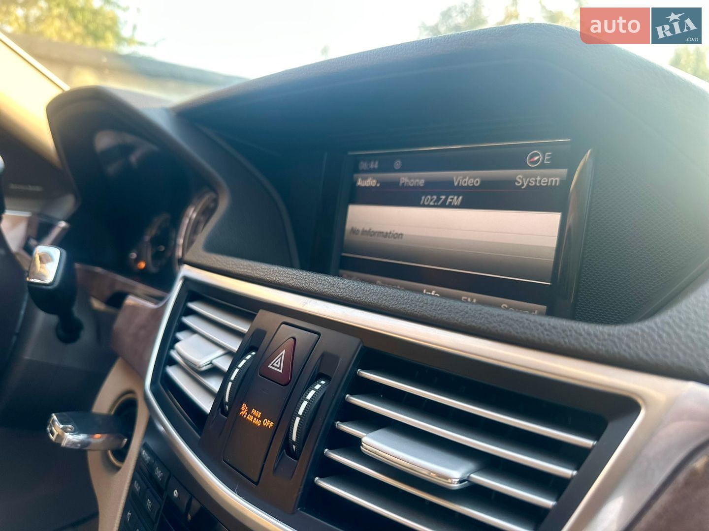 Mercedes-Benz E-Class 2012 VIN WDDHF2EB5DA704191 фото оголошення 29 з 34