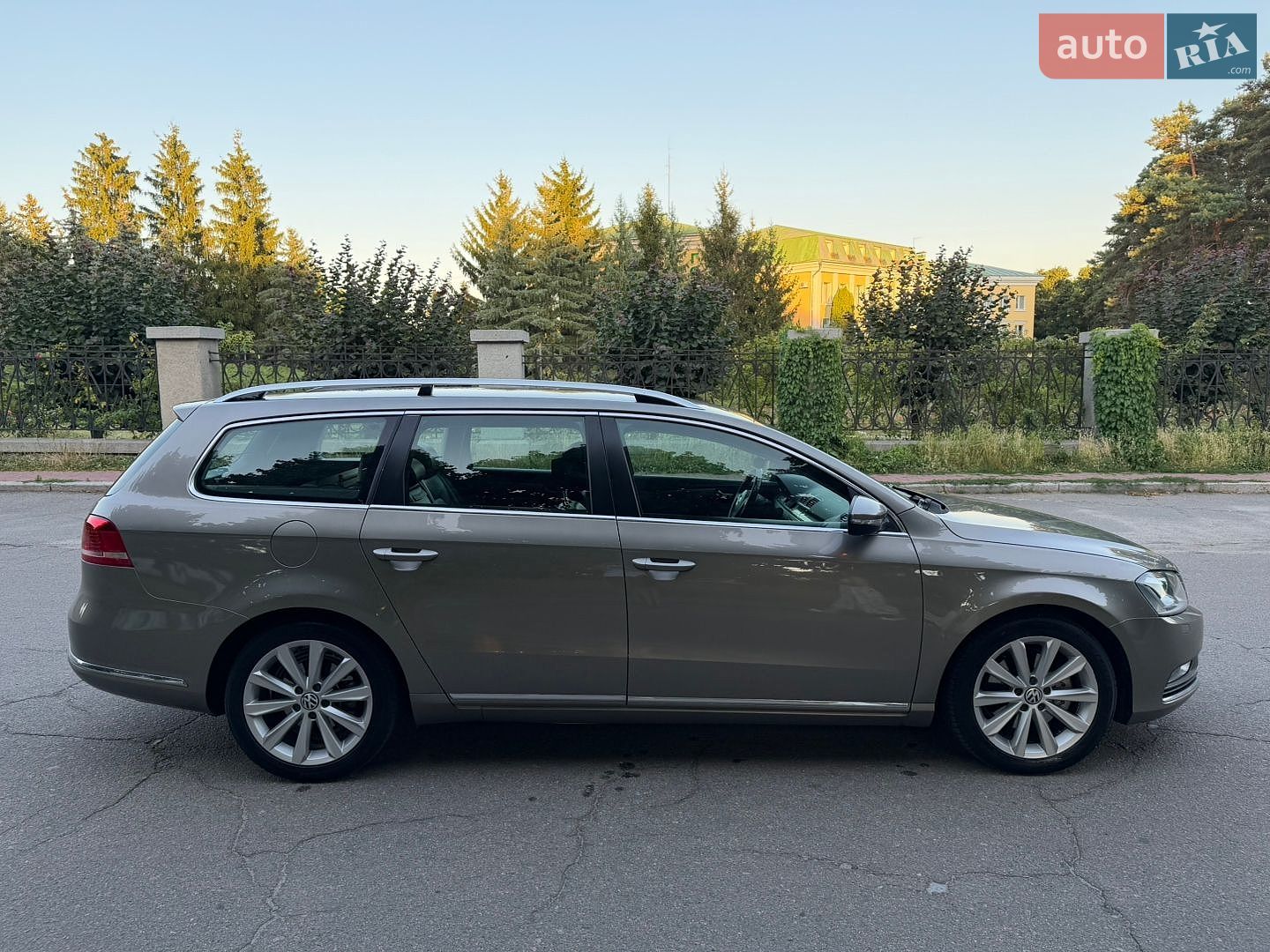 Volkswagen Passat 2011 VIN WVWZZZ3CZCE113654 фото оголошення 3 з 27
