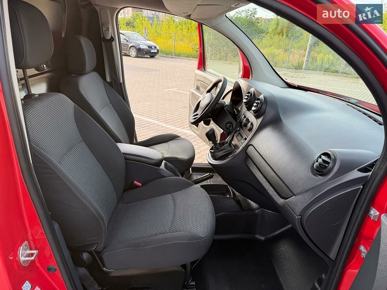 Mercedes-Benz Citan 2019 VIN WDF4156051U263175 фото оголошення 40 з 56