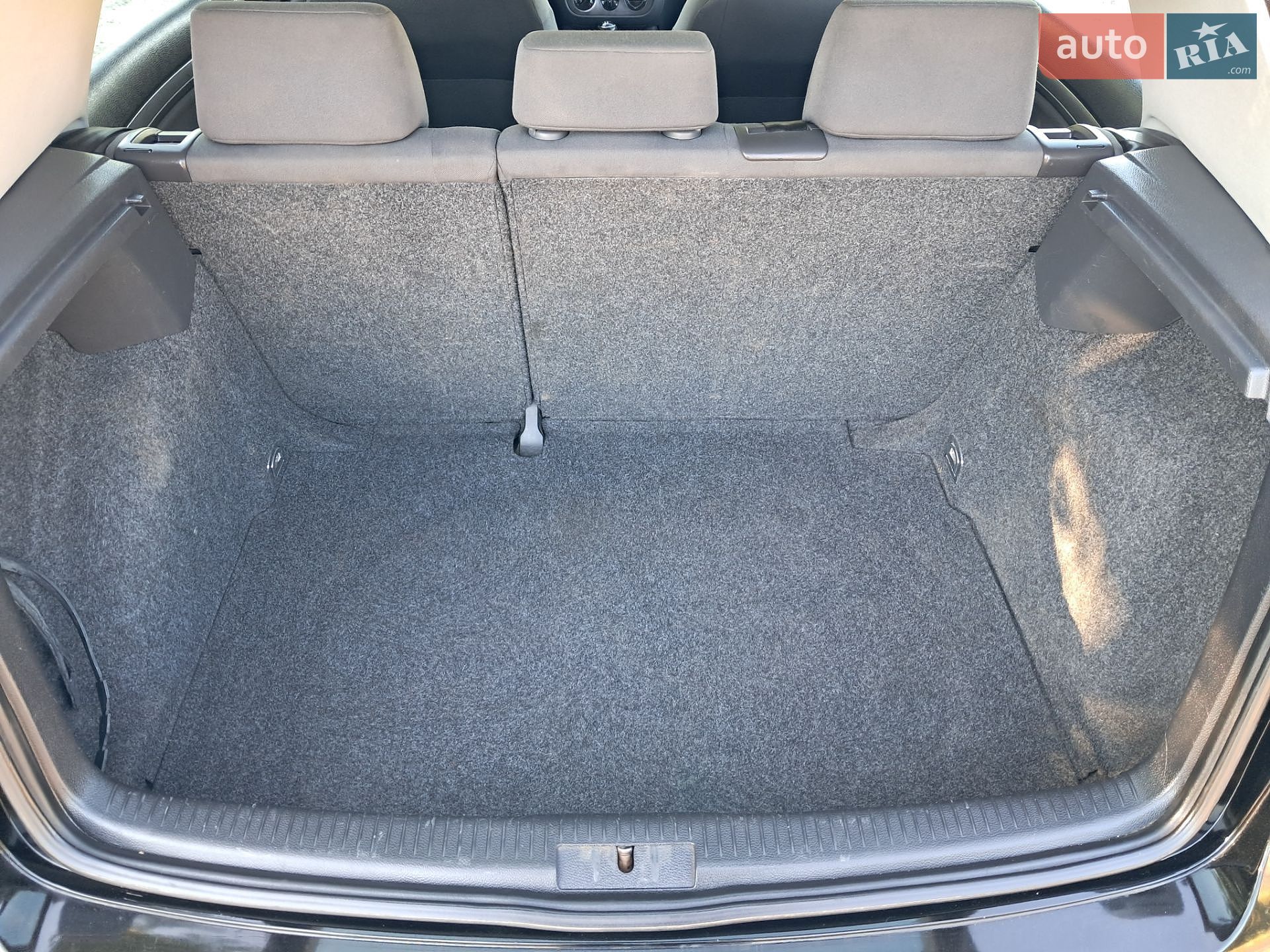 Volkswagen Golf 2004 VIN WVWZZZ1KZ5B088204 фото оголошення 18 з 19