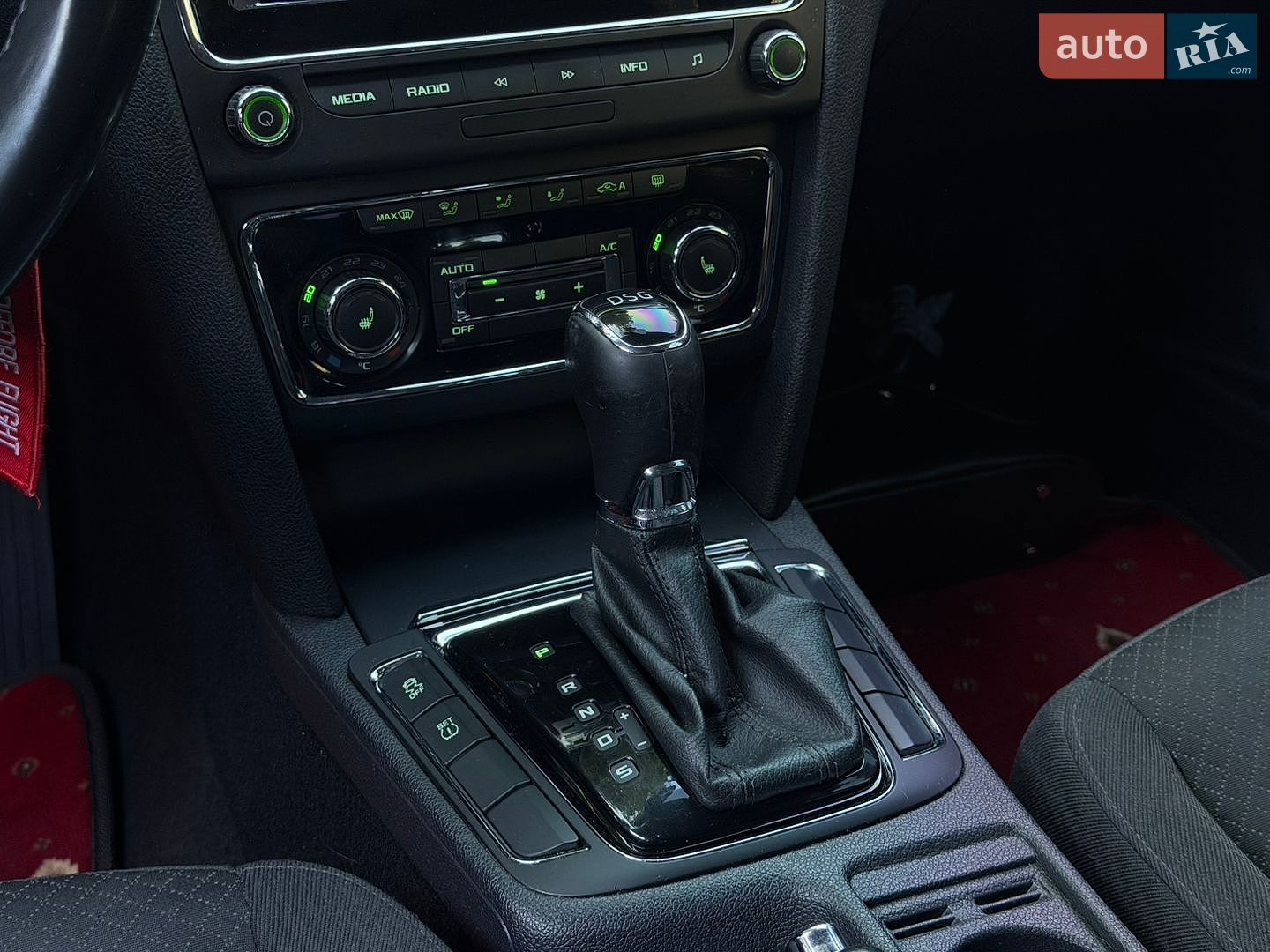 Skoda Superb 2013 VIN Y6UAB43T7EB300755 фото оголошення 11 з 19