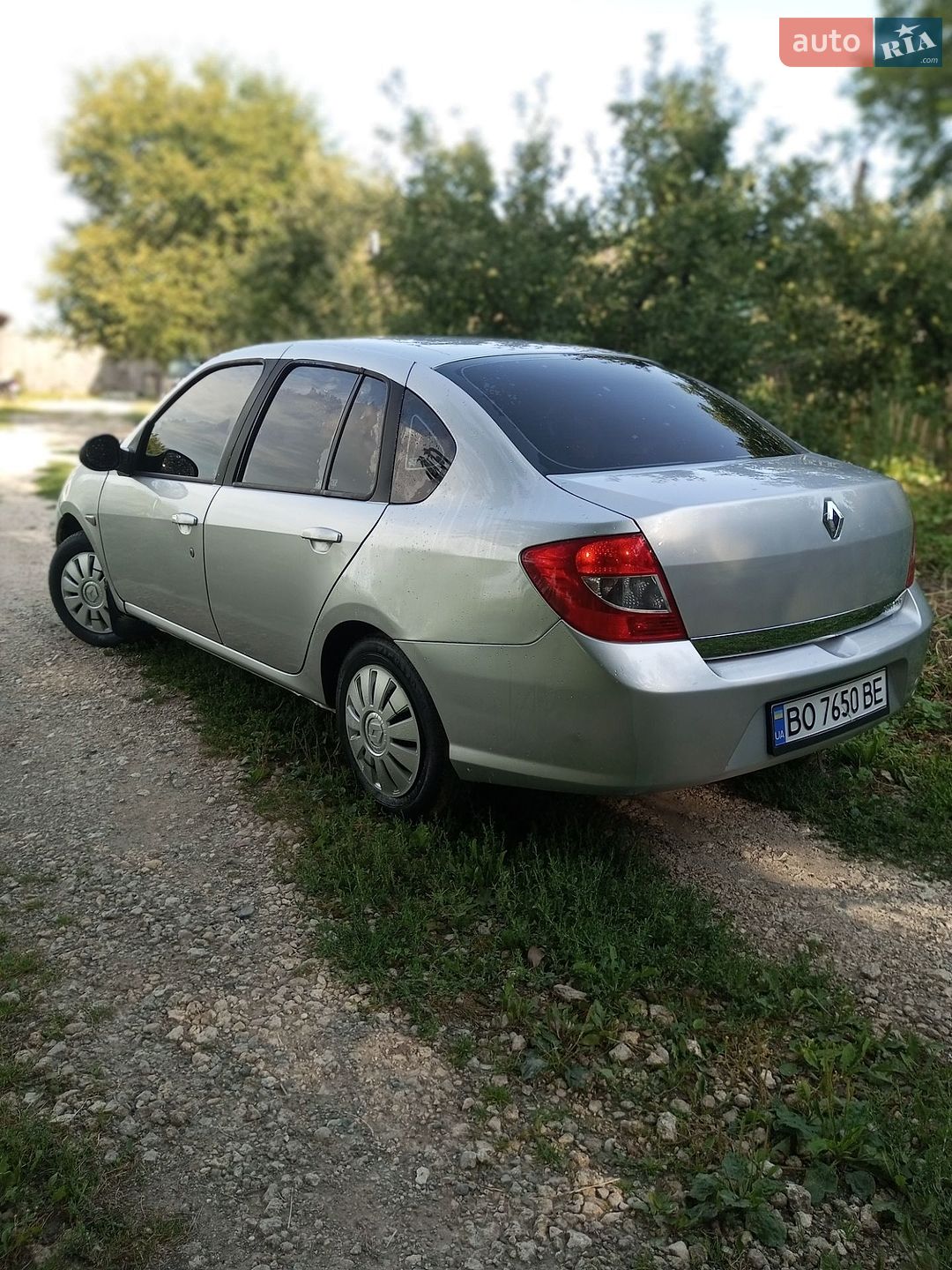 Renault Symbol 2011 VIN VF1LBNP0546017823 фото оголошення 5 з 19