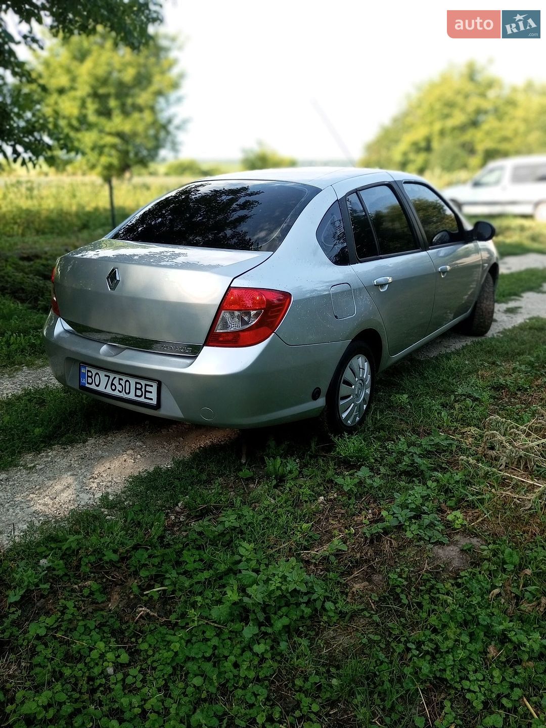 Renault Symbol 2011 VIN VF1LBNP0546017823 фото оголошення 7 з 19