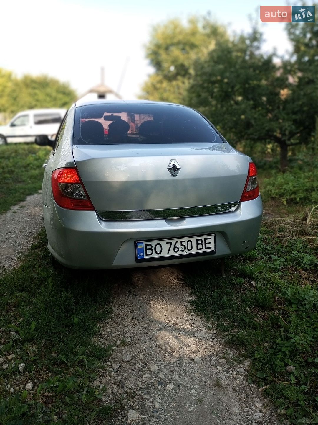 Renault Symbol 2011 VIN VF1LBNP0546017823 фото оголошення 6 з 19