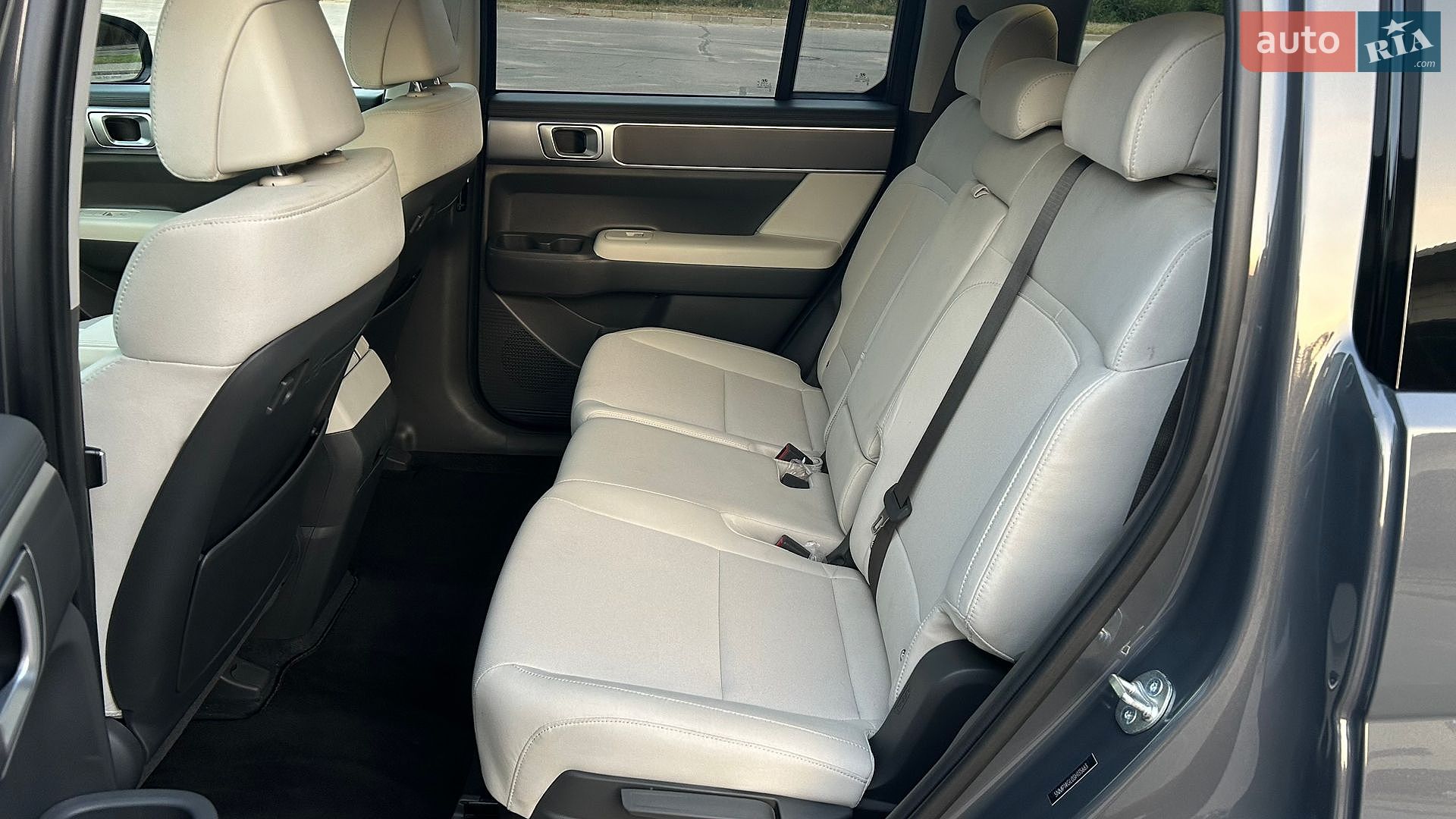 Hyundai Santa FE 2025 VIN 5NMP14GL0SH135663 фото оголошення 13 з 24