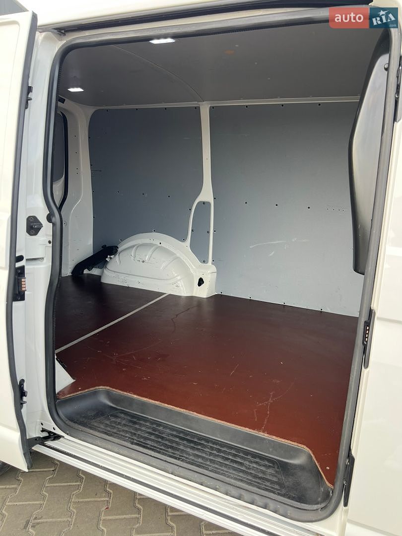 Volkswagen Transporter 2021 VIN WV1ZZZ7HZNH012702 фото оголошення 27 з 31