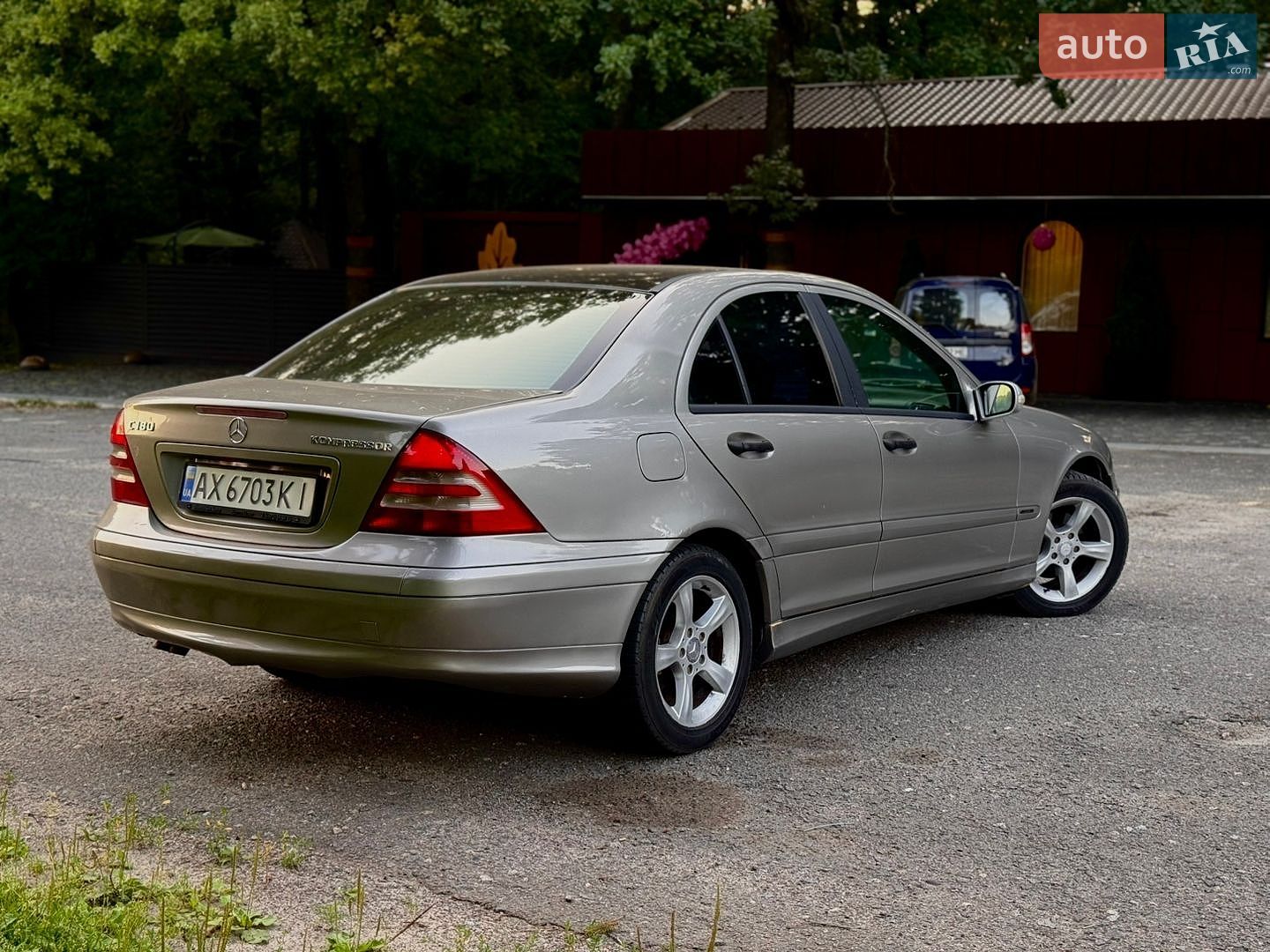 Mercedes-Benz C-Class 2005 VIN WDB2030461A825742 фото оголошення 4 з 11