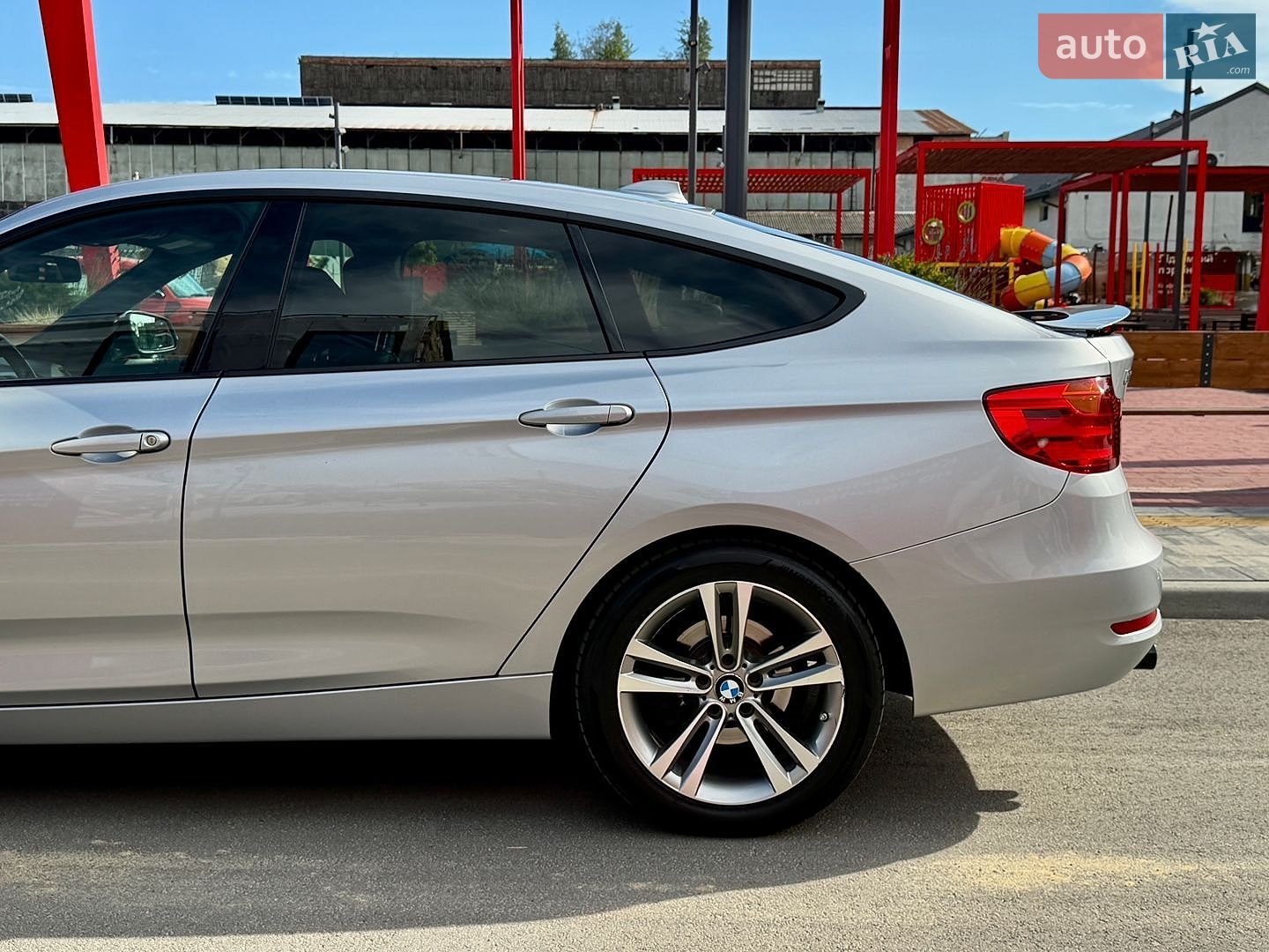 BMW 3 Series GT 2015 VIN WBA8Y91000G433451 фото оголошення 7 з 37
