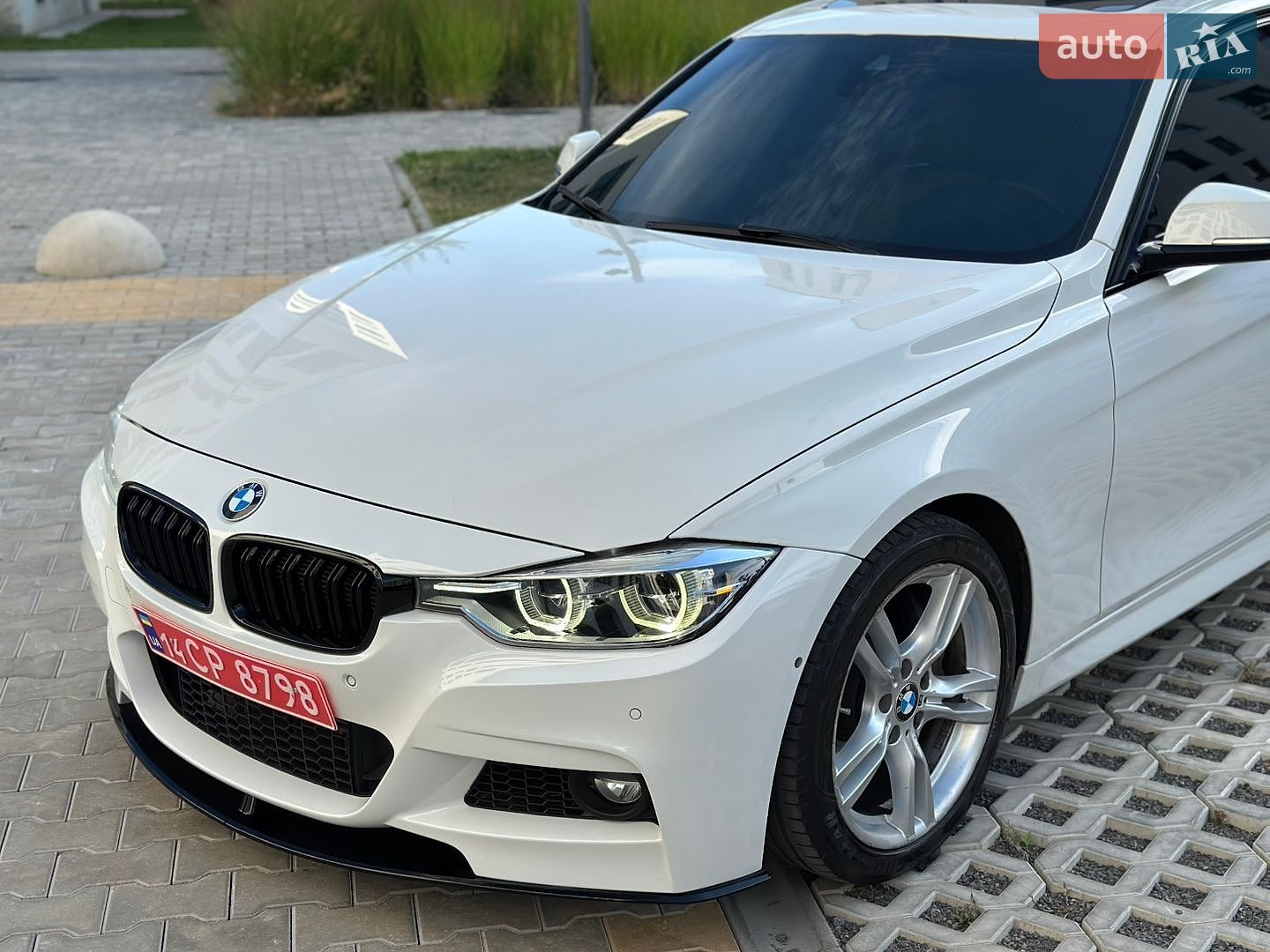 BMW 3 Series 2016 VIN WBA8E3C5XGK501888 фото оголошення 11 з 39