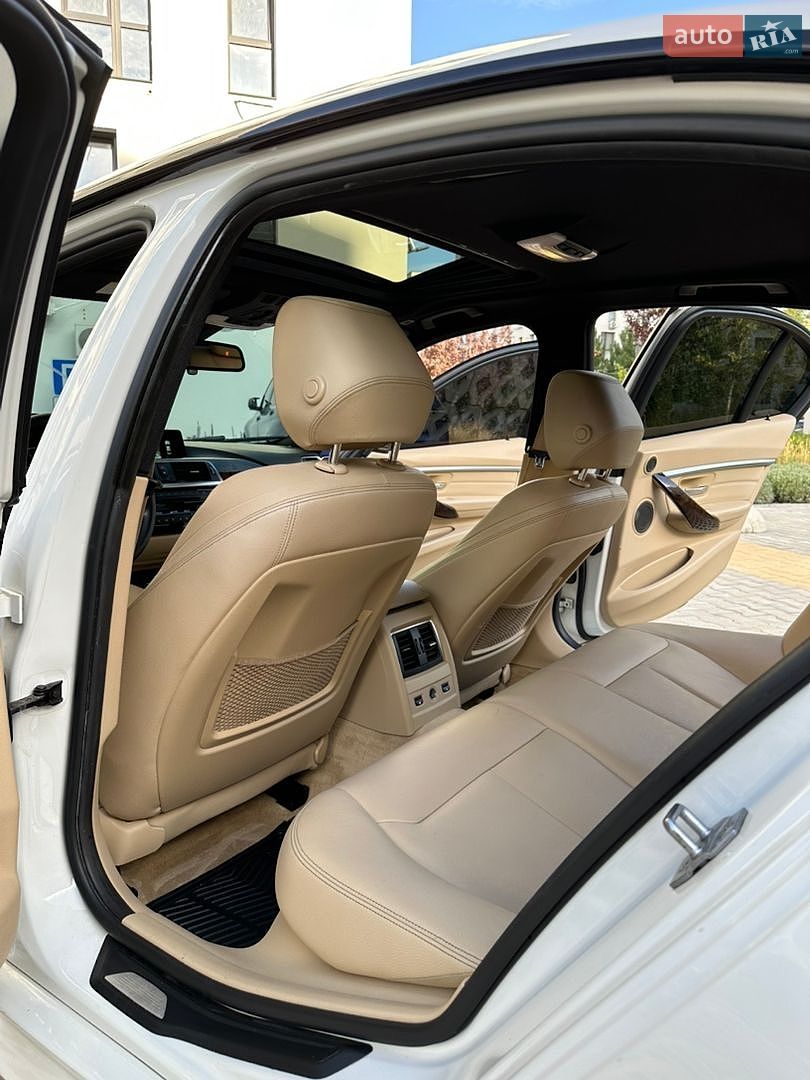 BMW 3 Series 2016 VIN WBA8E3C5XGK501888 фото оголошення 22 з 39