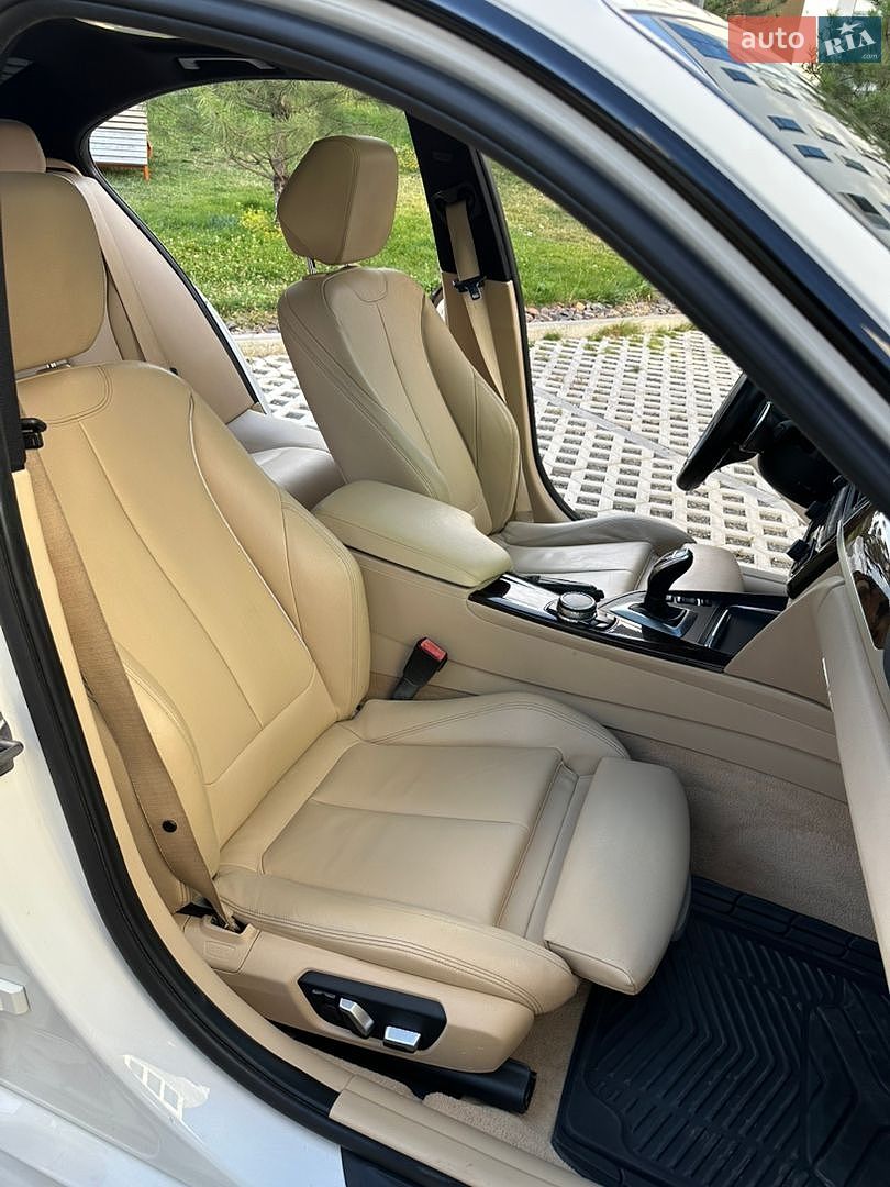 BMW 3 Series 2016 VIN WBA8E3C5XGK501888 фото оголошення 31 з 39