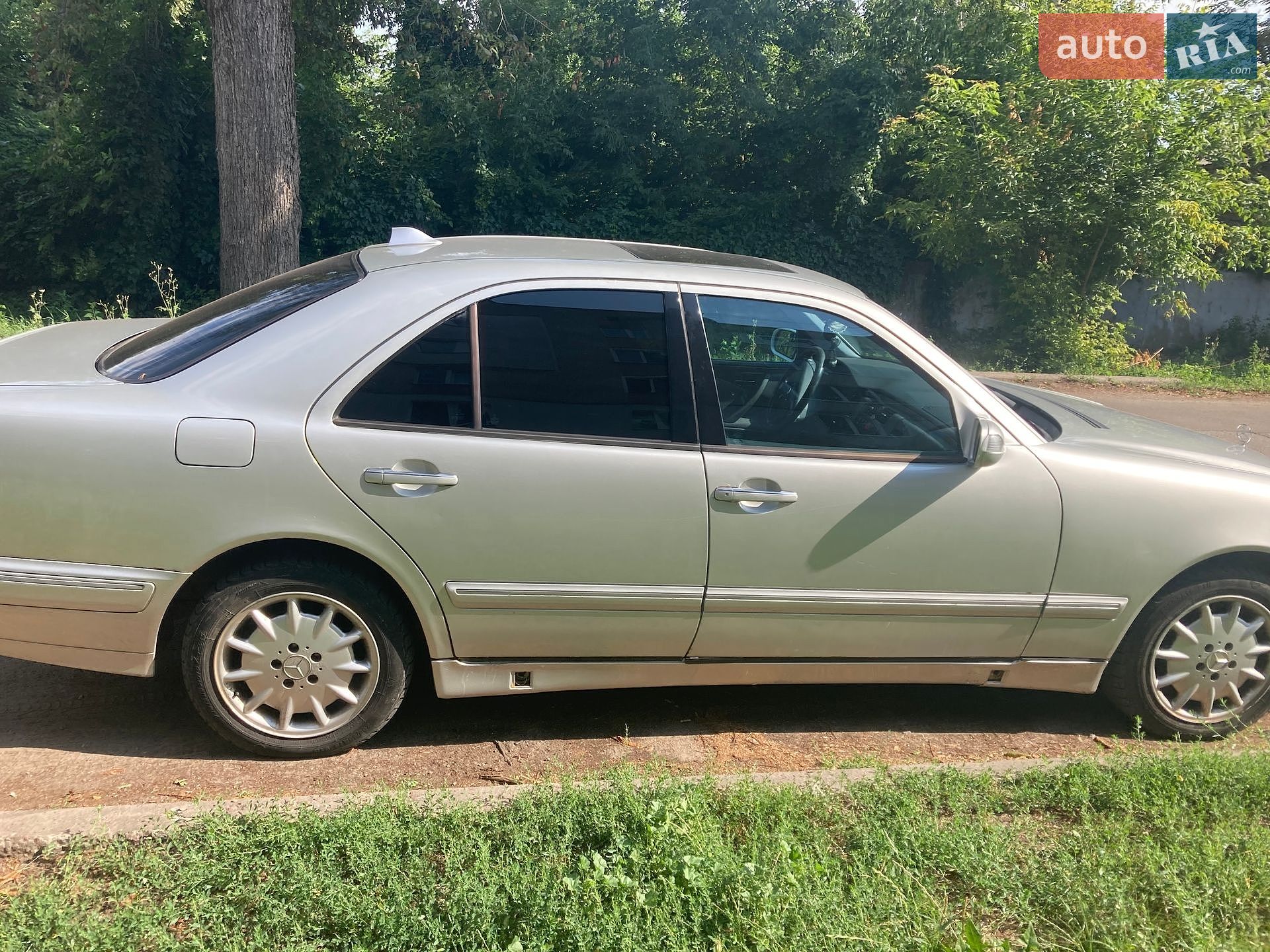 Mercedes-Benz E-Class 2001 VIN WDB2100481B336366 фото оголошення 9 з 9