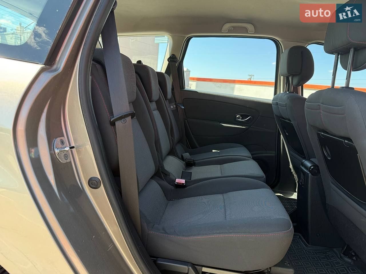 Renault Grand Scenic 2012 VIN VF11JZ00BD4756523 фото оголошення 11 з 29