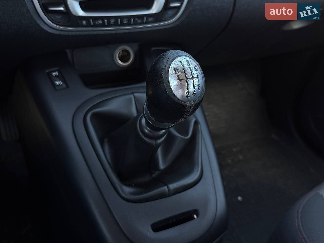 Renault Grand Scenic 2012 VIN VF11JZ00BD4756523 фото оголошення 28 з 29