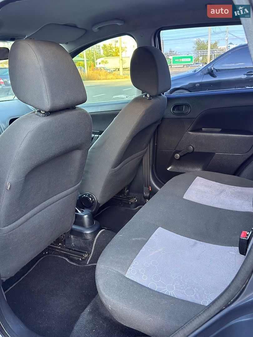 Ford Fiesta 2007 VIN WF0HXXWPJH7P20675 фото оголошення 13 з 15