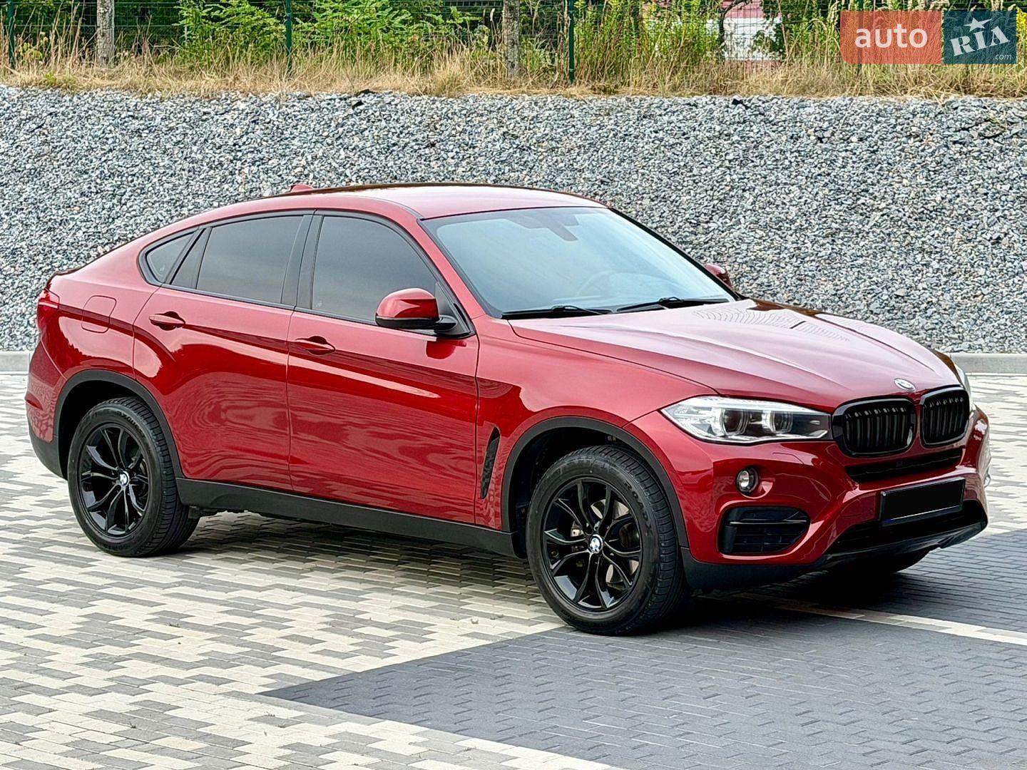 BMW X6 2016 VIN WBAKV210700T87583 фото оголошення 18 з 92
