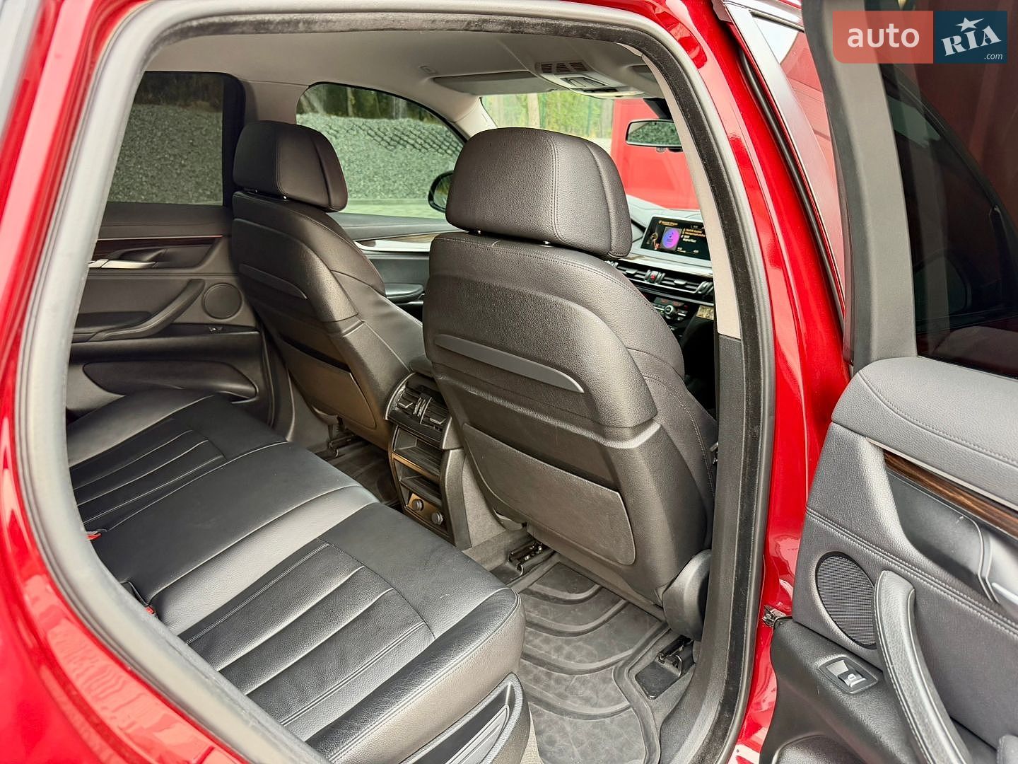 BMW X6 2016 VIN WBAKV210700T87583 фото оголошення 78 з 92